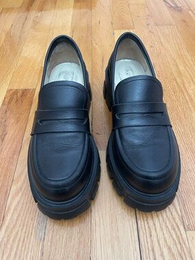 Artica waterproof platform loafers size 7